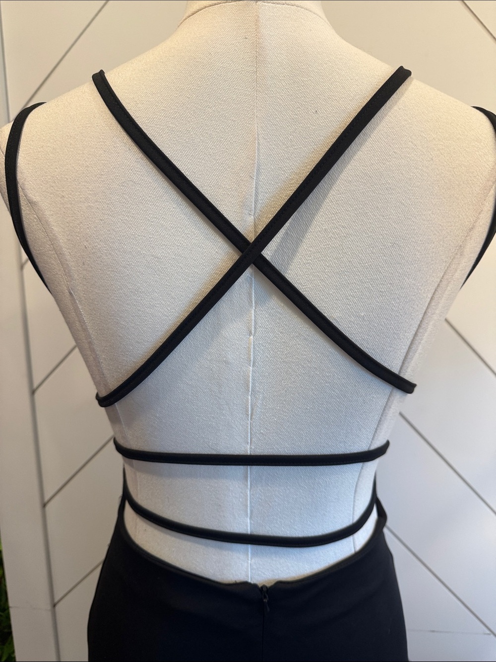 Be-All Trend-All Backless Black Mini Dress - Picture 10 of 12